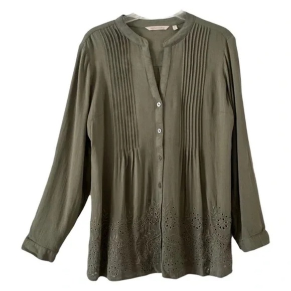 Soft Surroundings | Green Boho Embroidered Eyelet Pintuck Top, Small - Picture 1 of 7